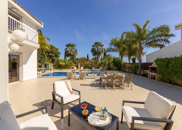 Alexandra Дом отдыха *